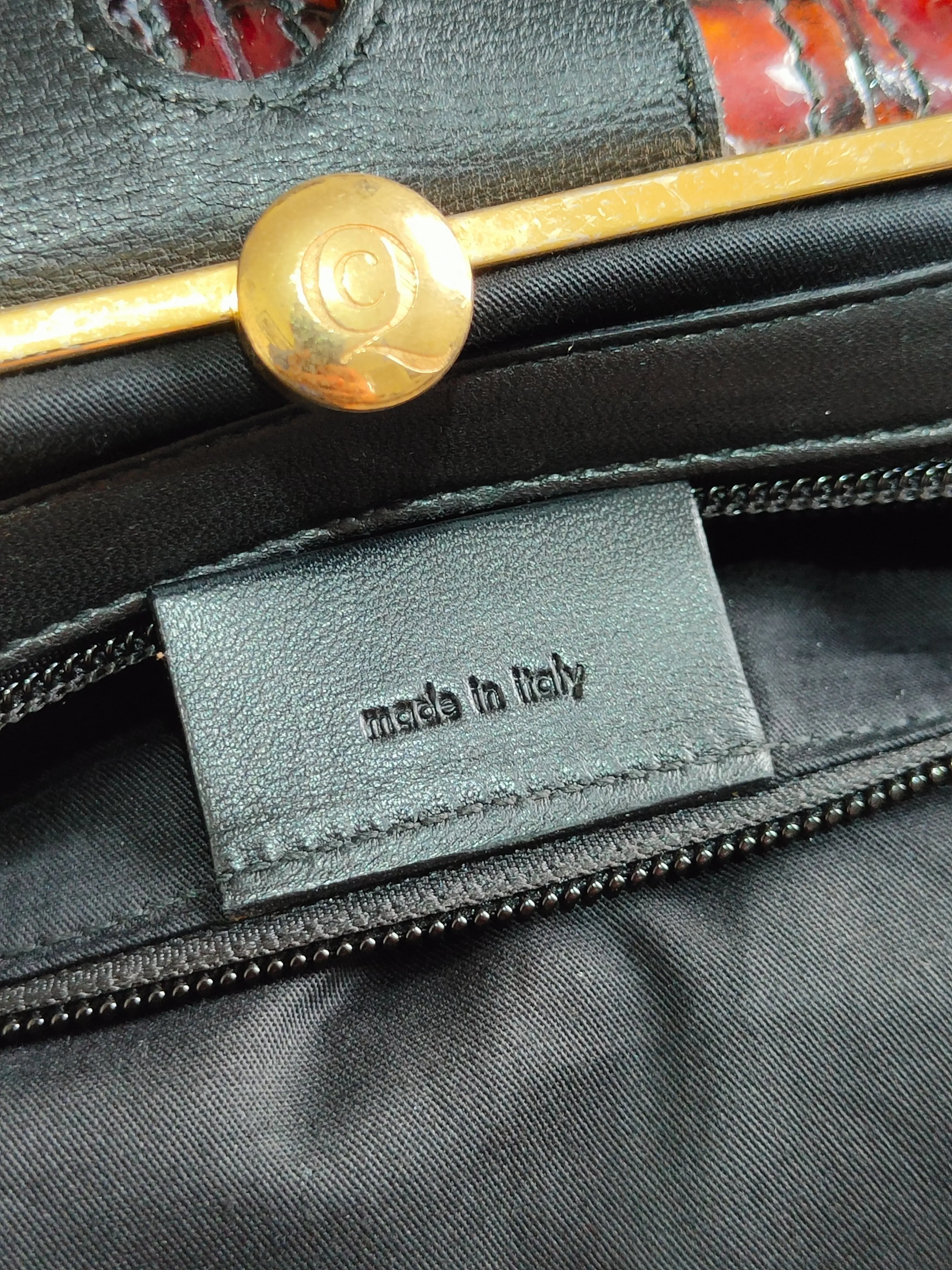 ALEXANDER MCQUEEN
Elvie Bag Croc Patent Leather