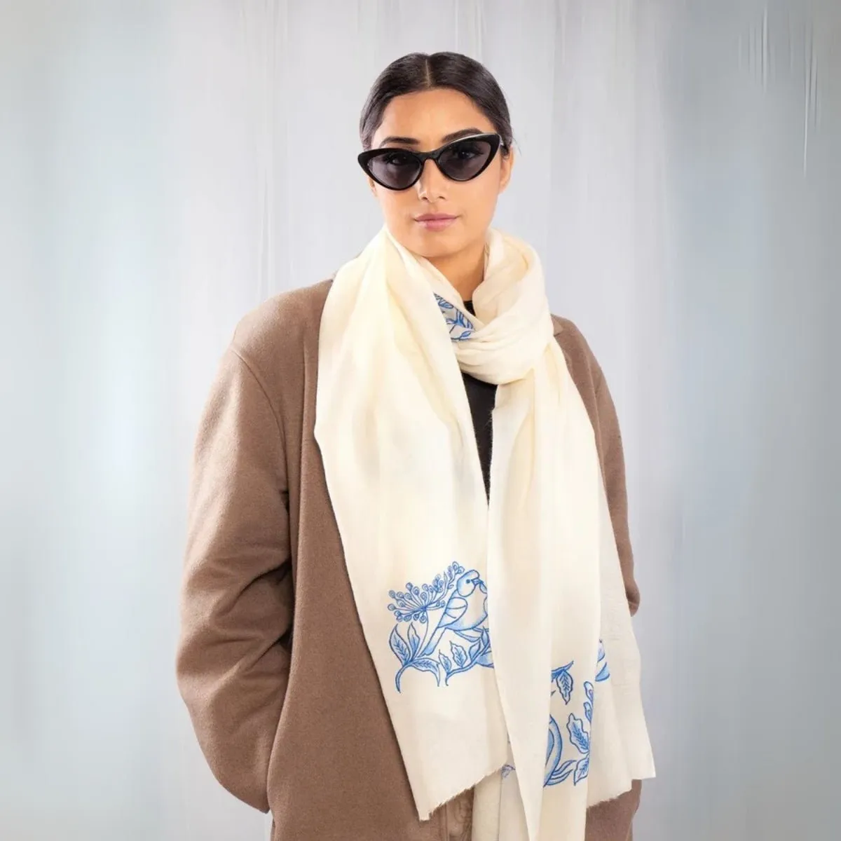 White Fine Wool Hand-Painted Embroidered Scarf - Birds on the Nest
